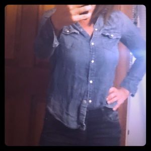 American eagle denim boyfriend shirt. Size s